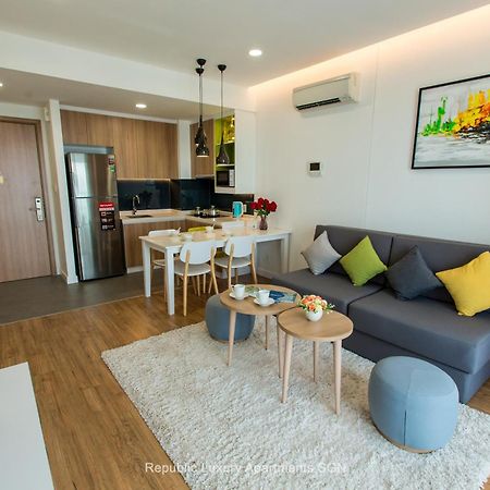 Republic Apartments Saigon Airport Хошимин Экстерьер фото