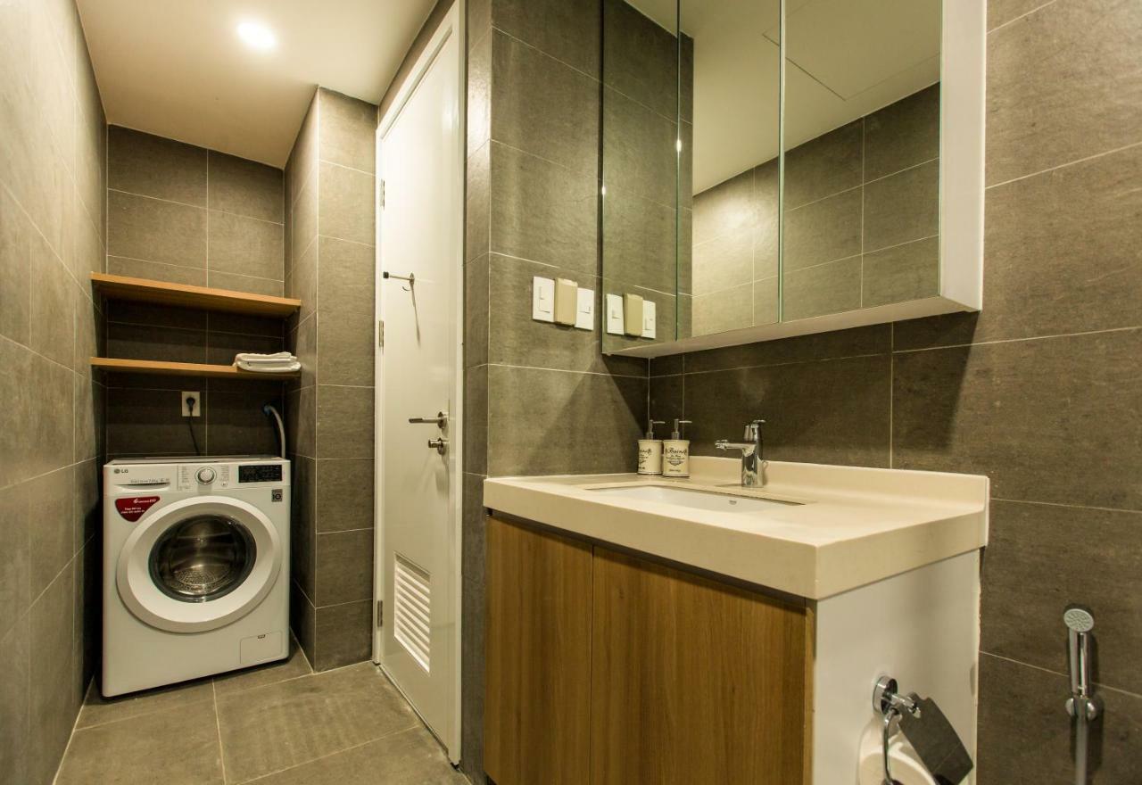 Republic Apartments Saigon Airport Хошимин Экстерьер фото